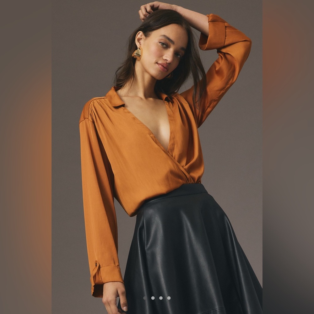 NWOT Anthropologie Silky V-Neck Blouse // Size L